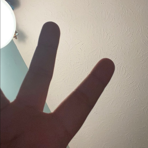 Meet your Posher, Vanesa - Picture 1 of 1